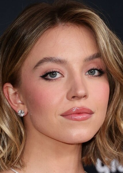 Sydney Sweeney photo