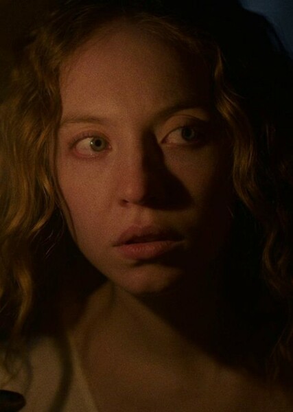 Sydney Sweeney photo