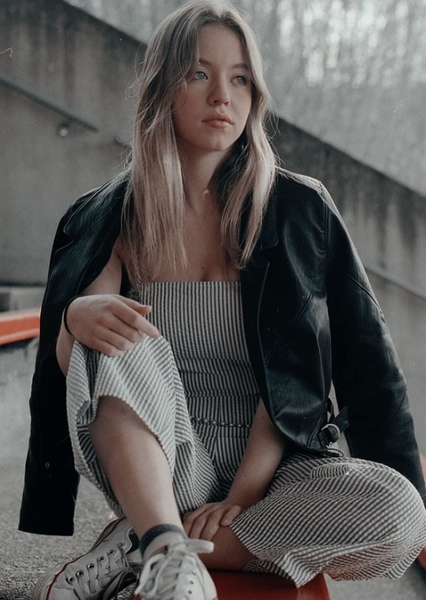 Sydney Sweeney photo