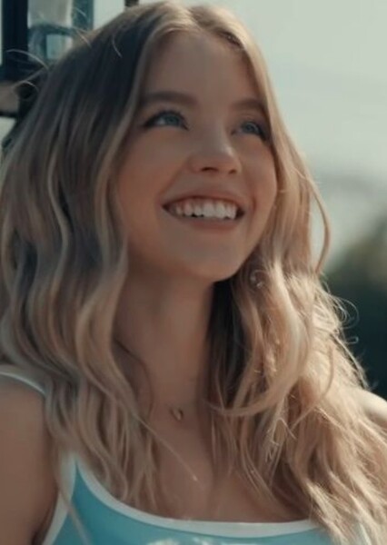 Sydney Sweeney photo