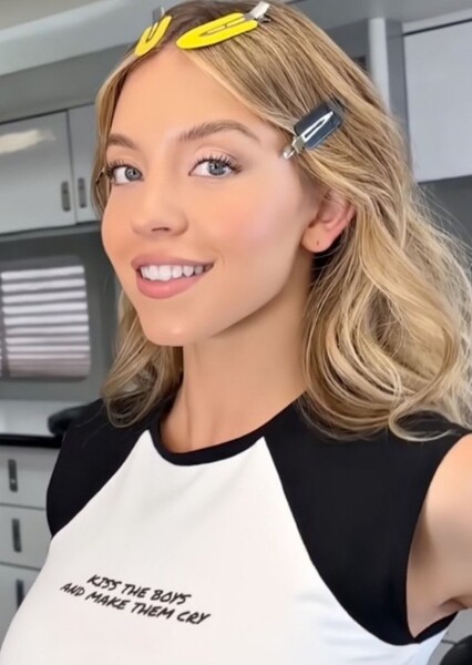 Sydney Sweeney photo