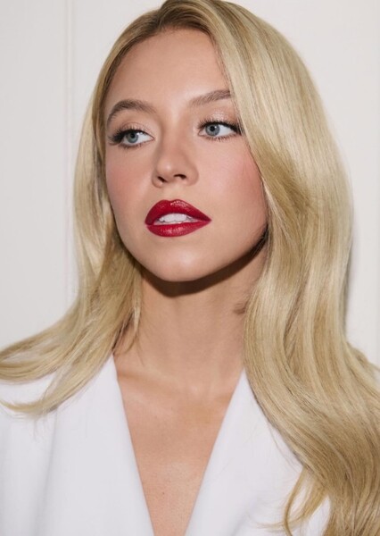 Sydney Sweeney photo