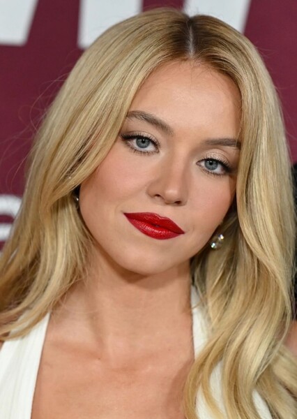 Sydney Sweeney photo