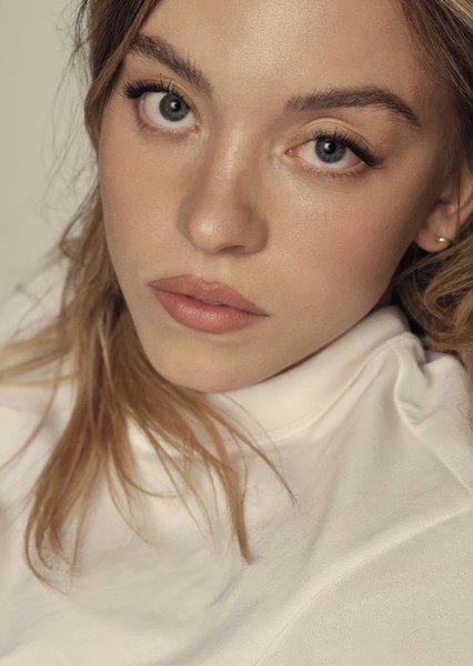 Sydney Sweeney photo