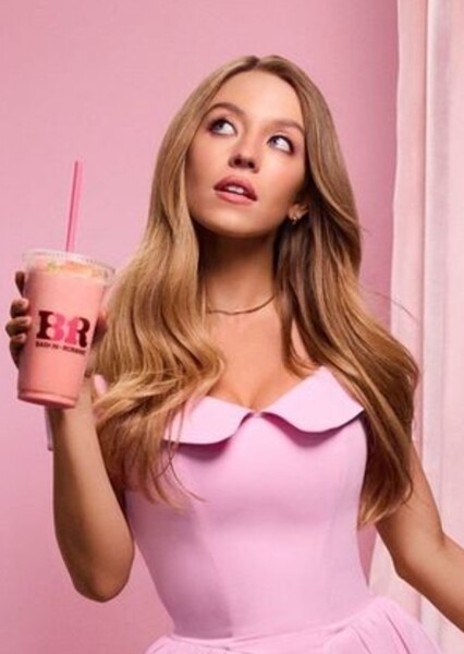 Sydney Sweeney photo