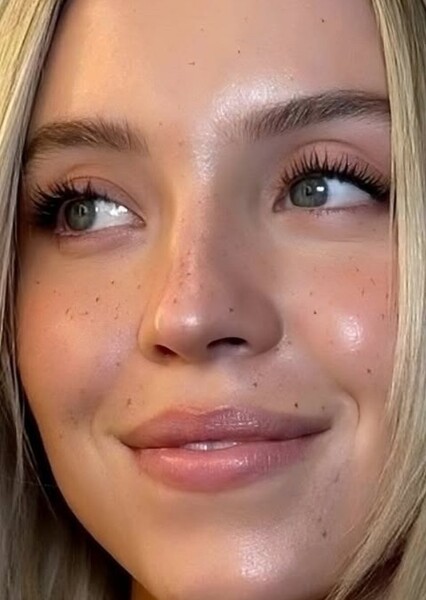 Sydney Sweeney photo