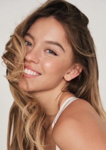 Sydney Sweeney photo