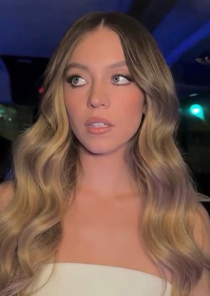 Sydney Sweeney photo