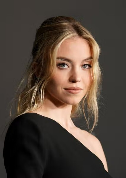 Sydney Sweeney photo
