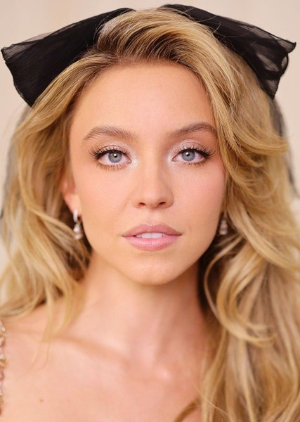 Sydney Sweeney photo