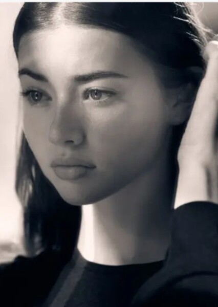 Sydney Taylor photo