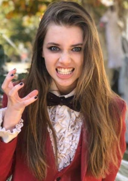 Sydney Taylor photo