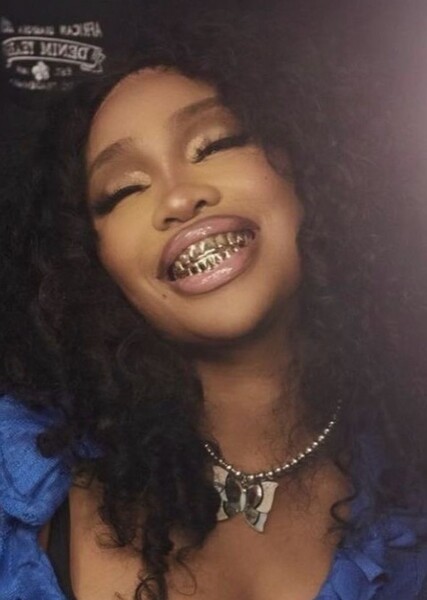 SZA photo