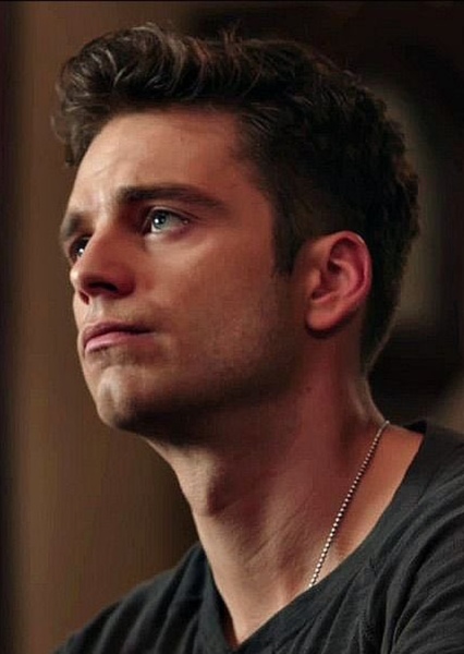 T.J. Hammond (Political Animals) photo