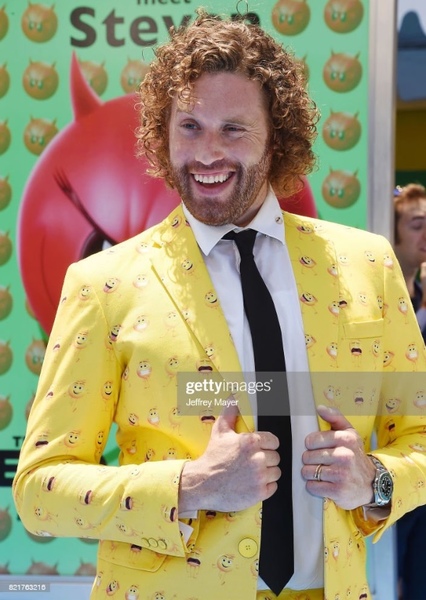 T.J. Miller photo