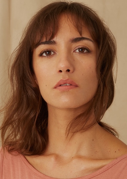 Tábata Cerezo photo