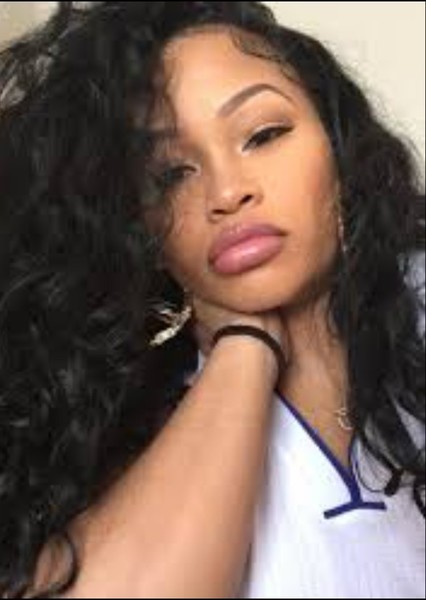 Tae Heckard photo