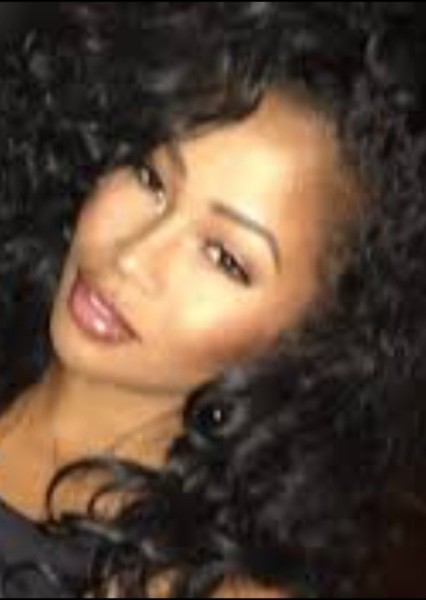 Tae Heckard photo