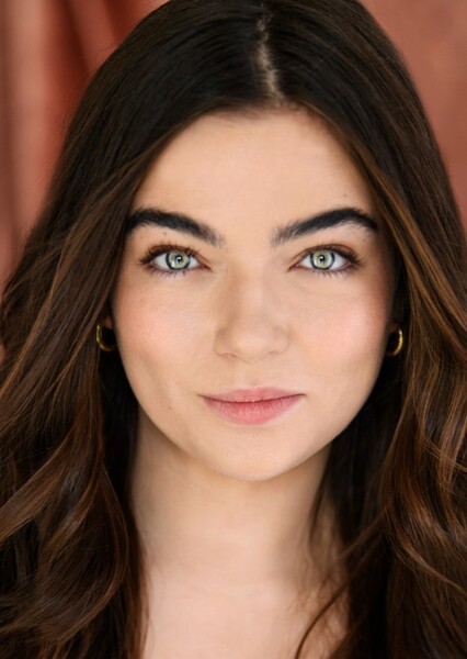 Taegan Burns photo