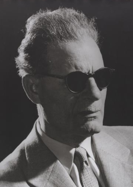 Taha Hussein photo