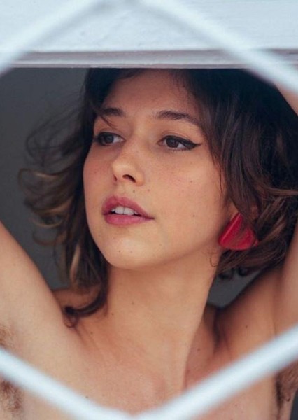 Tainá Medina photo