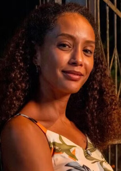 Taís Araújo photo