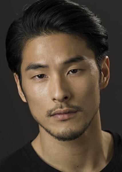 Takayuki Suzuki photo