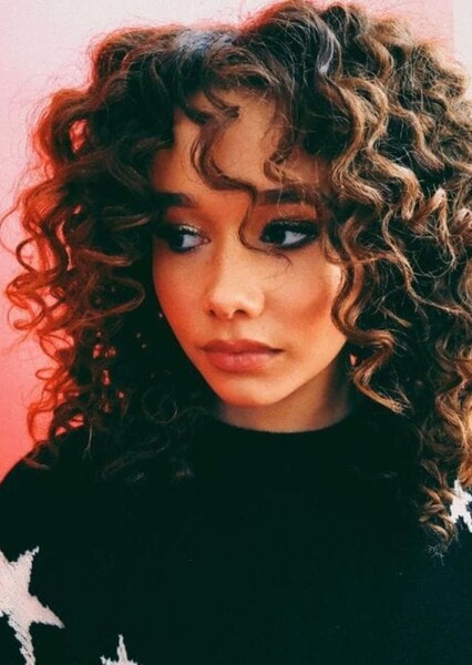 Talia Jackson photo