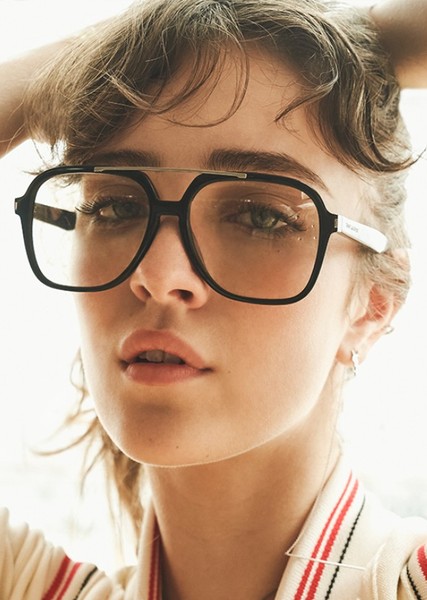 Talia Ryder photo