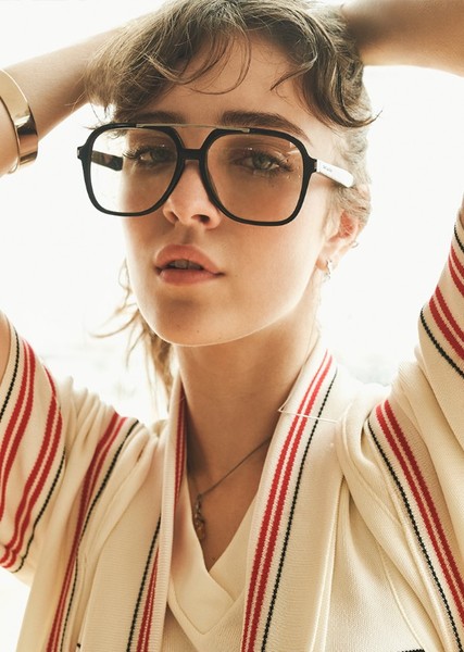 Talia Ryder photo