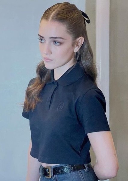 Talia Ryder photo