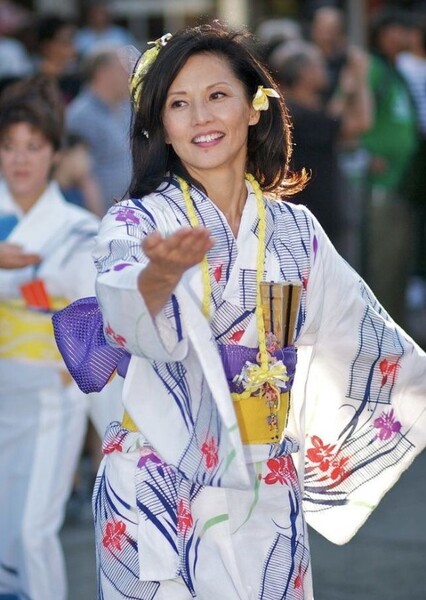 Tamlyn Tomita photo