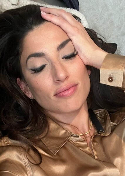 Tania Raymonde photo