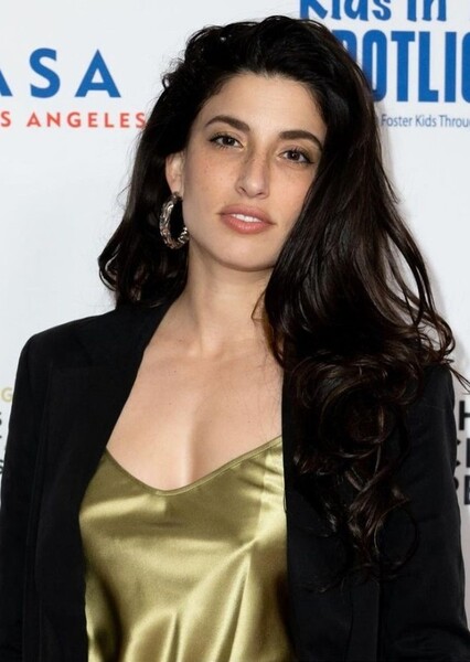 Tania Raymonde photo