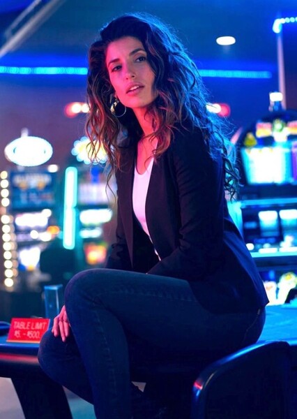 Tania Raymonde photo