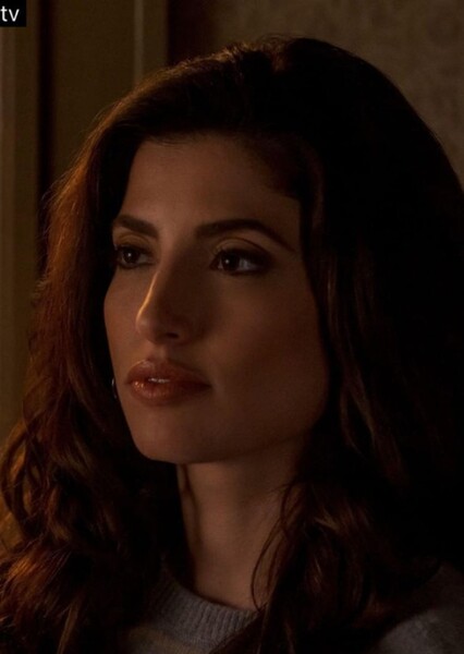 Tania Raymonde photo