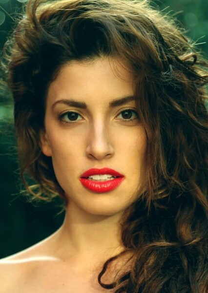 Tania Raymonde photo