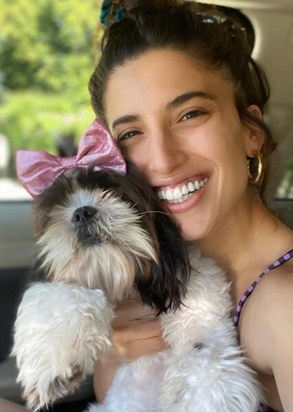 Tania Raymonde photo
