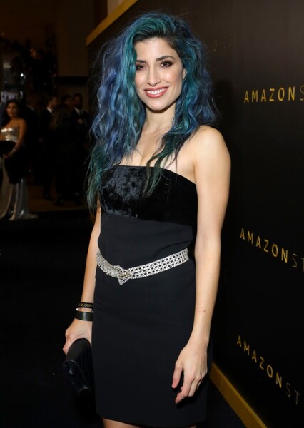Tania Raymonde photo