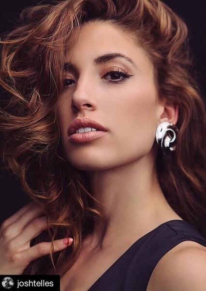 Tania Raymonde photo
