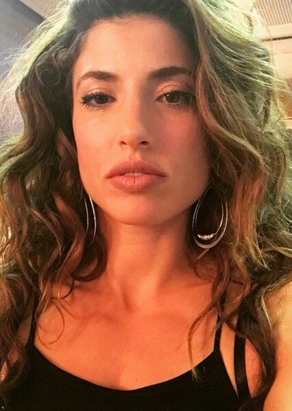Tania Raymonde photo