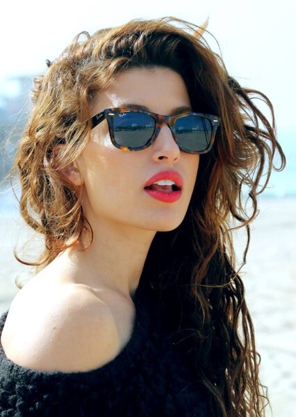 Tania Raymonde photo