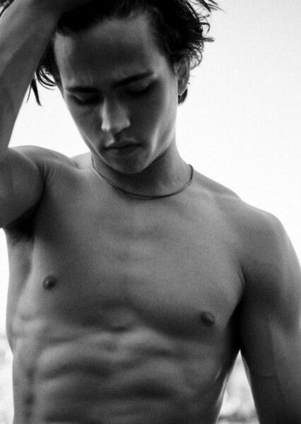 Tanner Buchanan photo