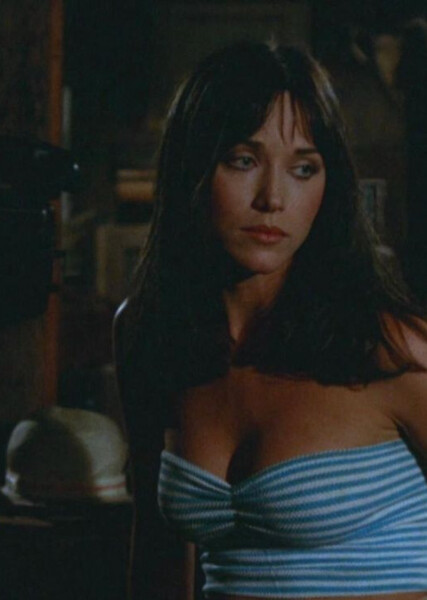 Tanya Roberts photo