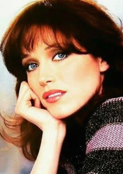Tanya Roberts photo