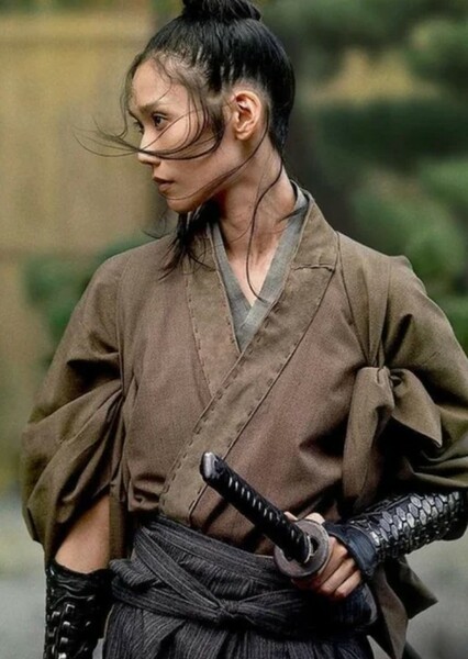 Tao Okamoto photo