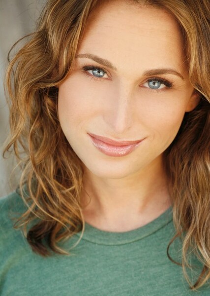 Tara Sands photo