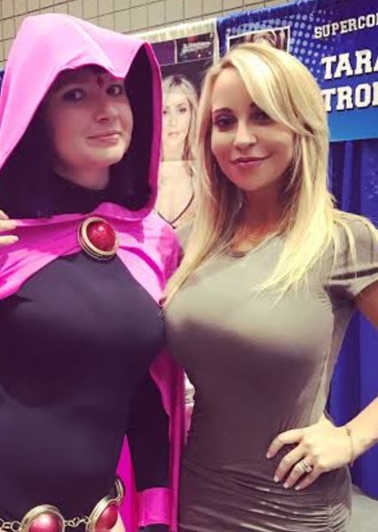 Tara Strong photo