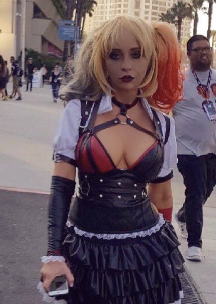 Tara Strong photo