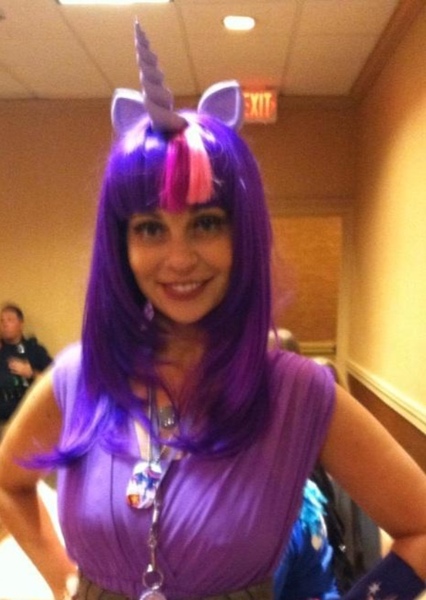 Tara Strong photo